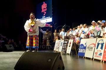 Presentación de Los Nietos de SaryMánchez en Vecindario (Fotos 1-48.Reportaje de Francisco J. Santana) el pasado domingo y esta noche en Telde (Foto 49-122. Reportaje de Antonio Alí).